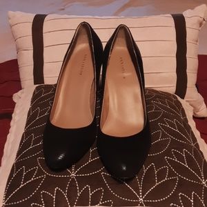 Ann Taylor heels size 8